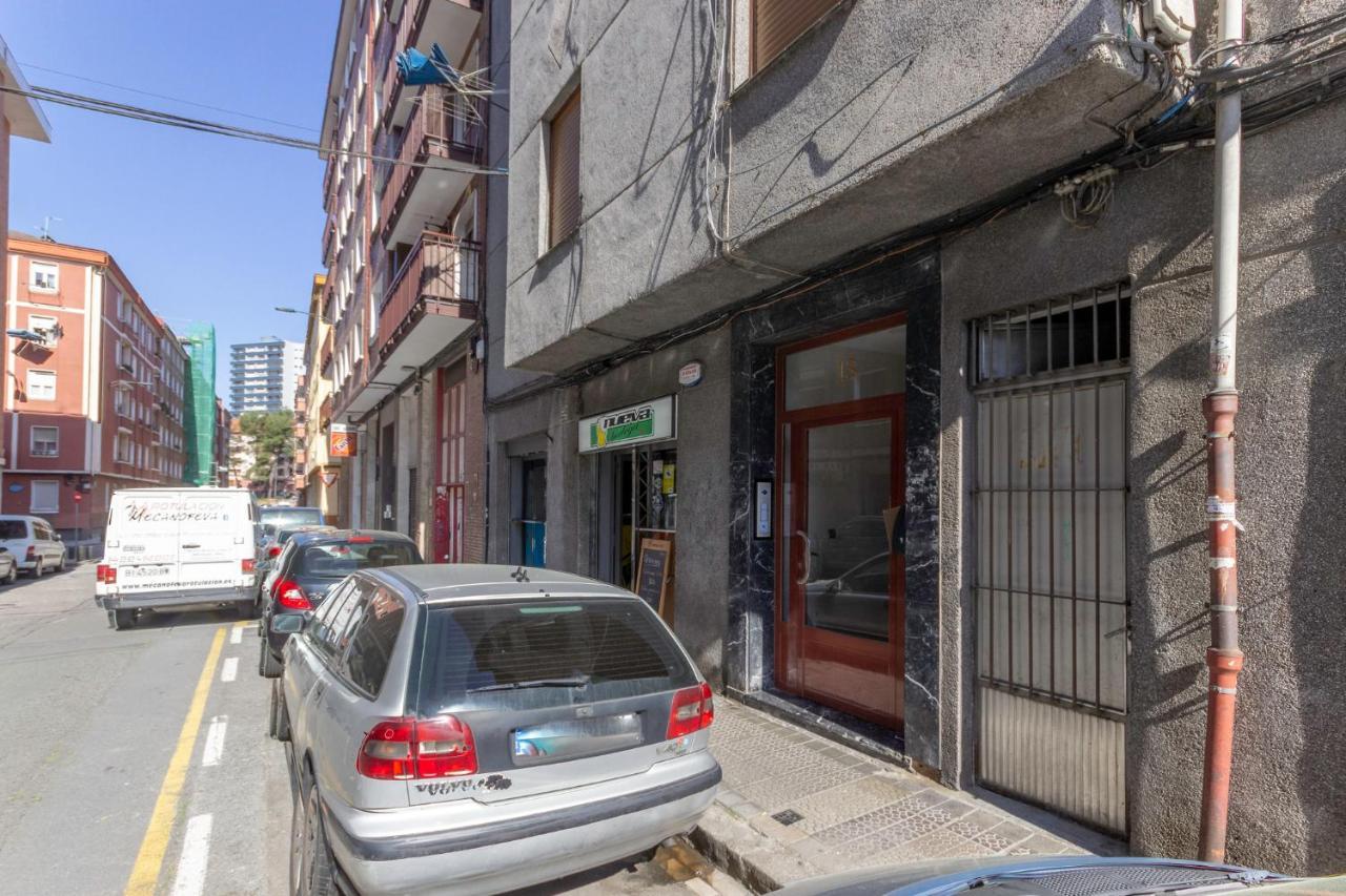 2 Paradas Al Cascoviejo, 1 Min Al Metro - Basarrate Bilbao Exterior photo